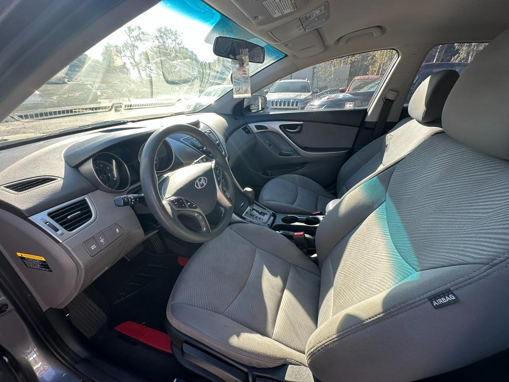 2013 Hyundai Elantra GLS - Photo 8