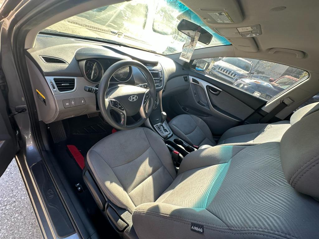 2013 Hyundai Elantra GLS - Photo 7