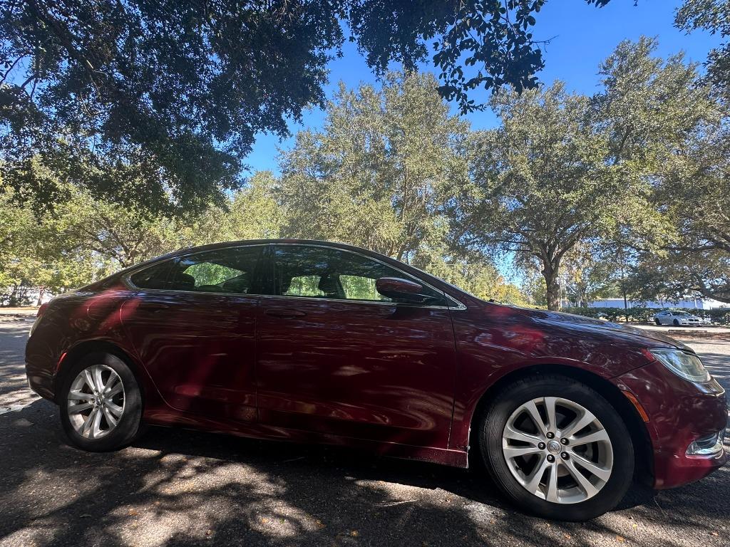 2016 Chrysler 200 Limited